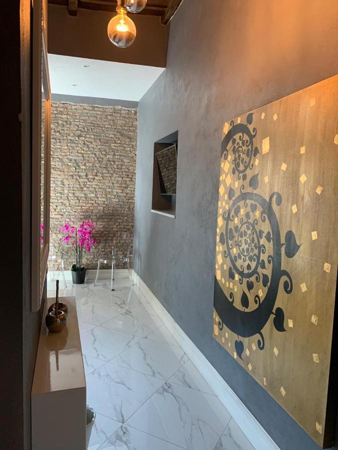 King Suite Spa Bath