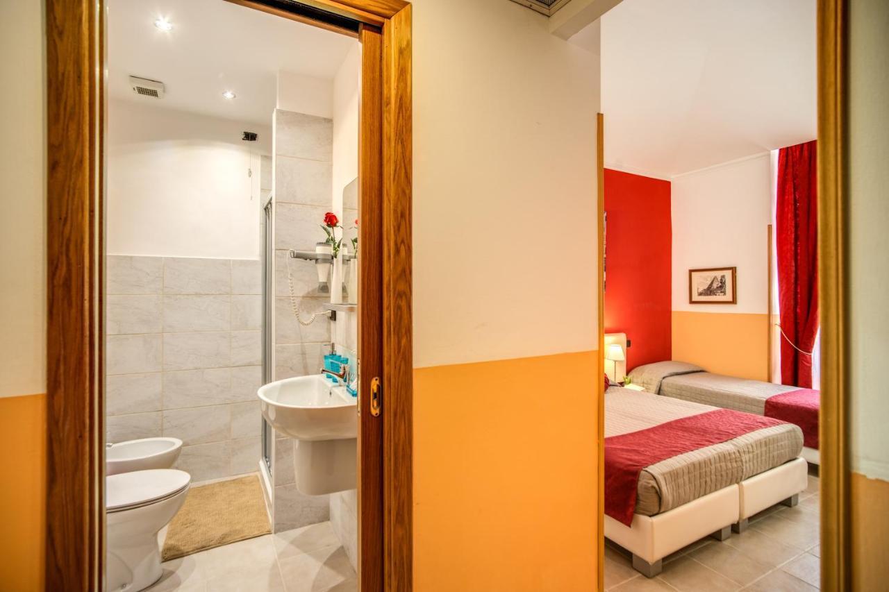 Classic Triple Room,1274596489:JPEG
