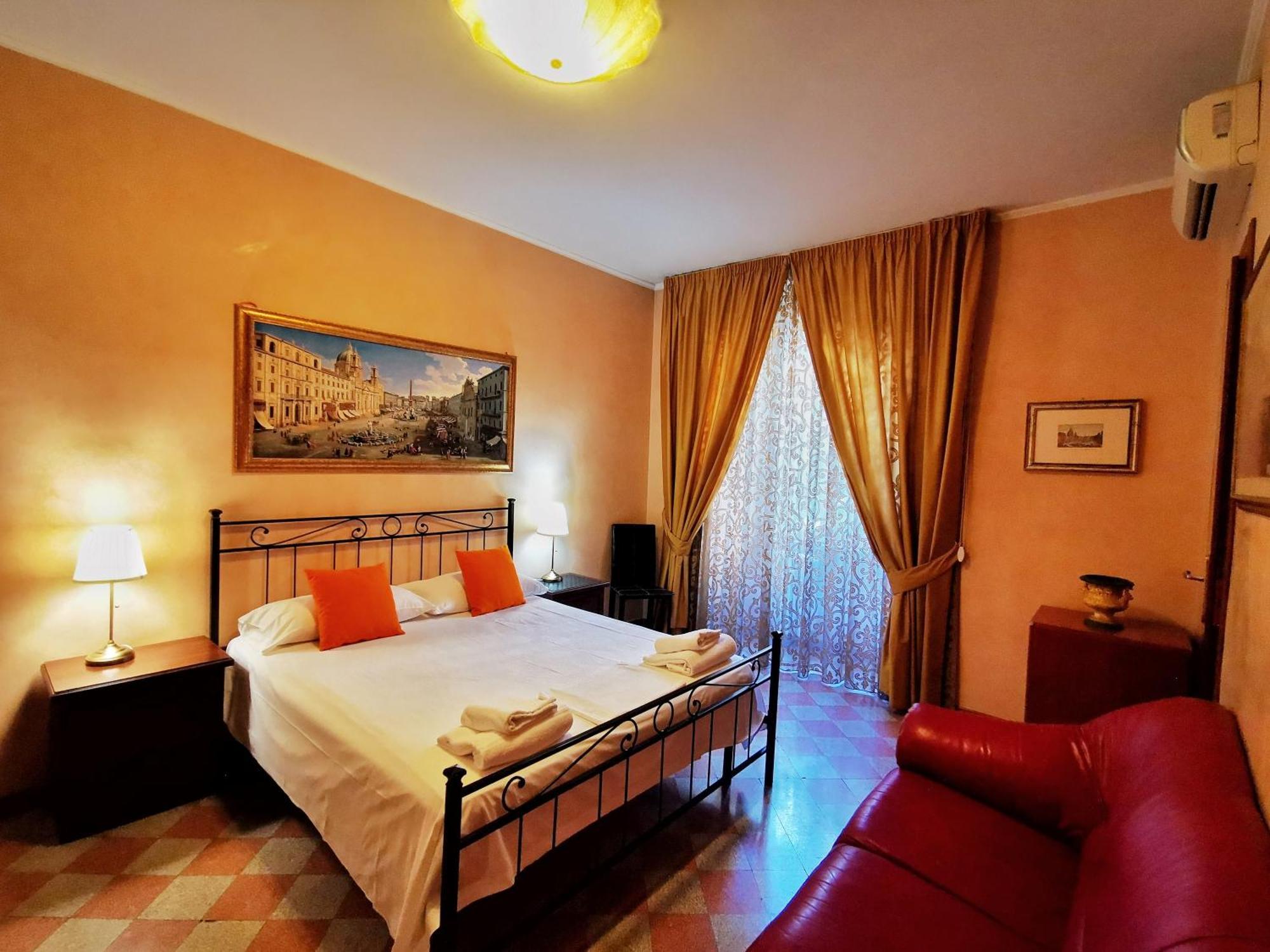 Double Room Private Bathroom