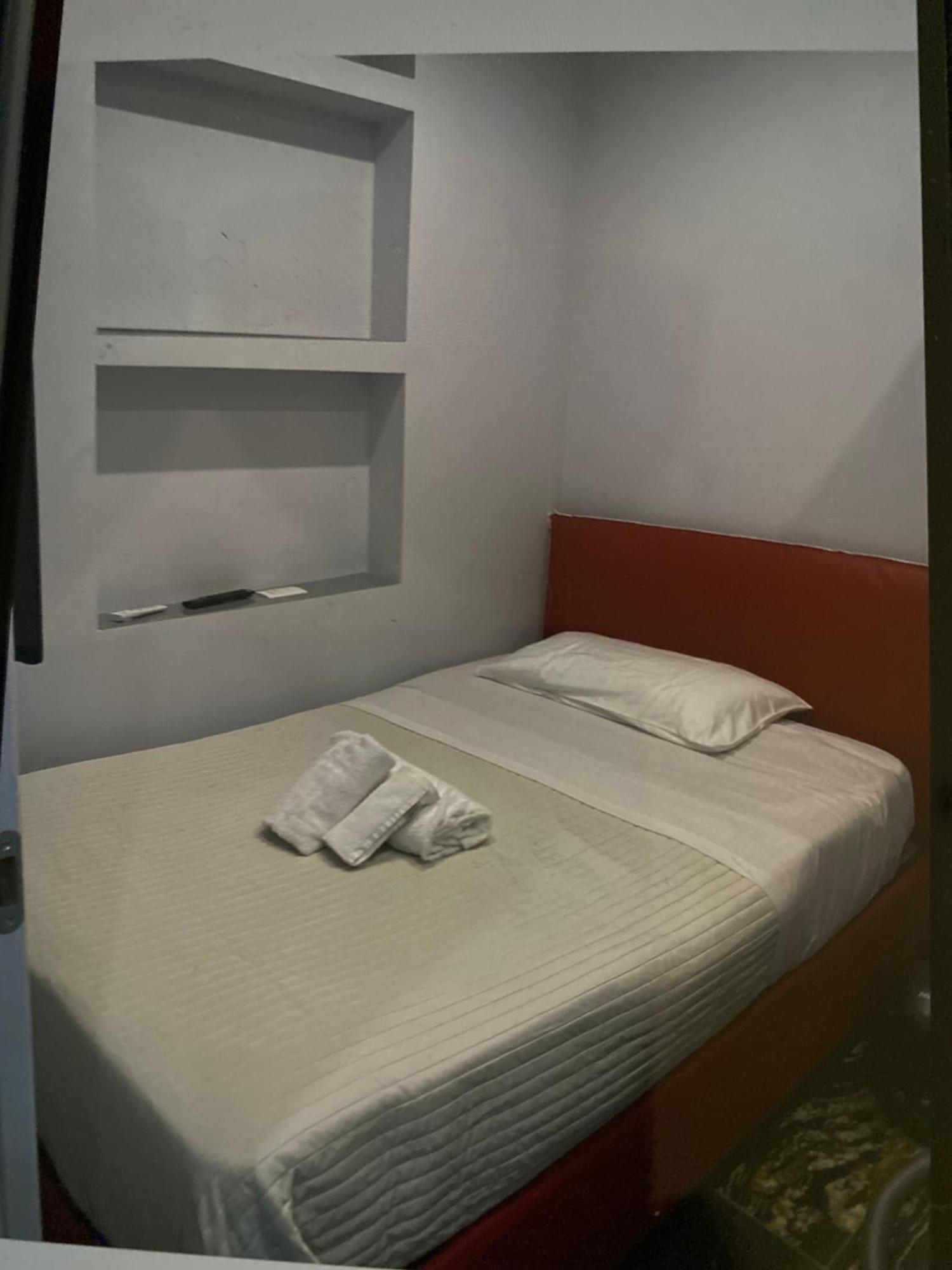 Deluxe Single Room,1565581822:JPEG
