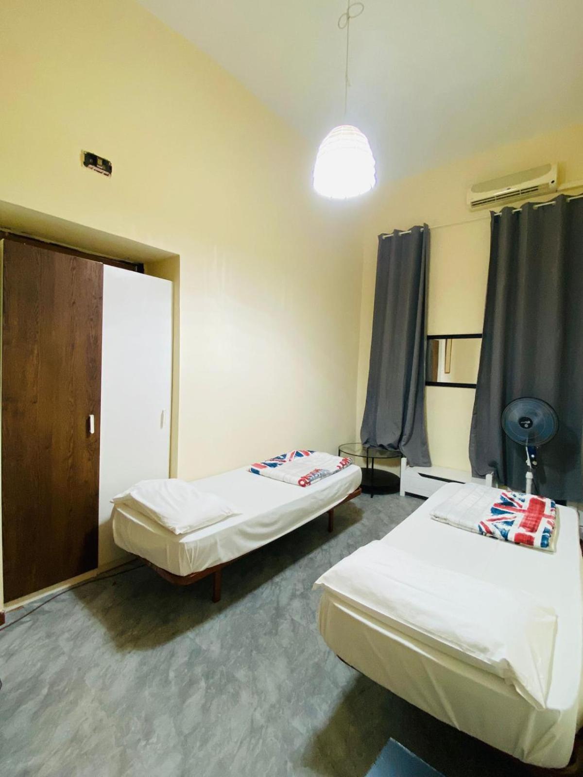 Double Room,1743348576:JPEG