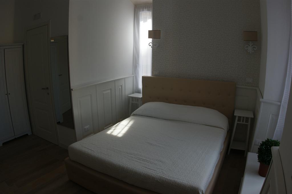 Double Room,249806649:JPEG