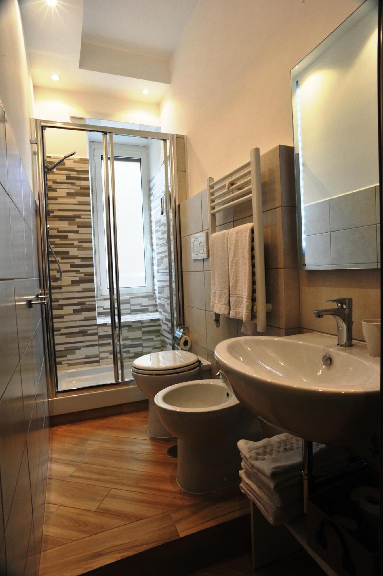 Double Room Private Bathroom