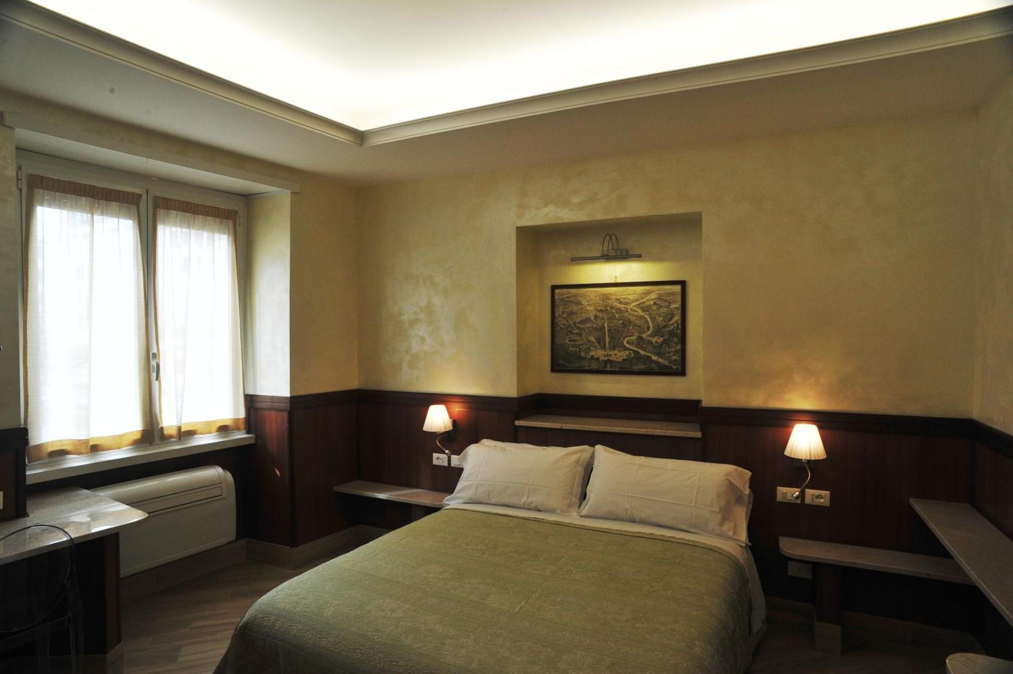Double Room Private Bathroom