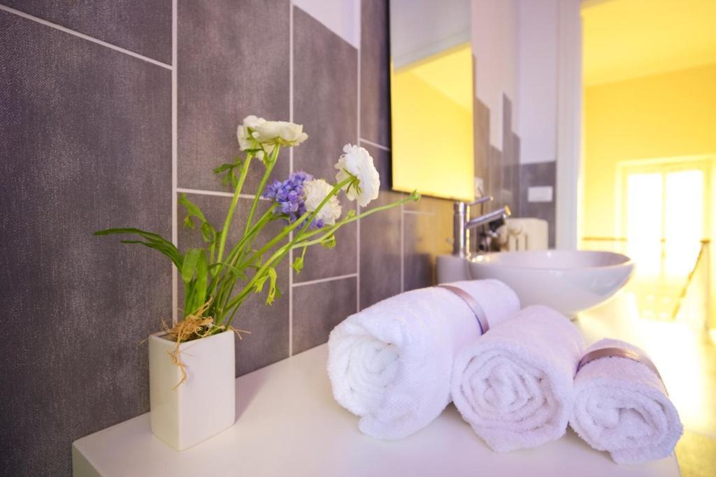 Triple Room Private External Bathroom