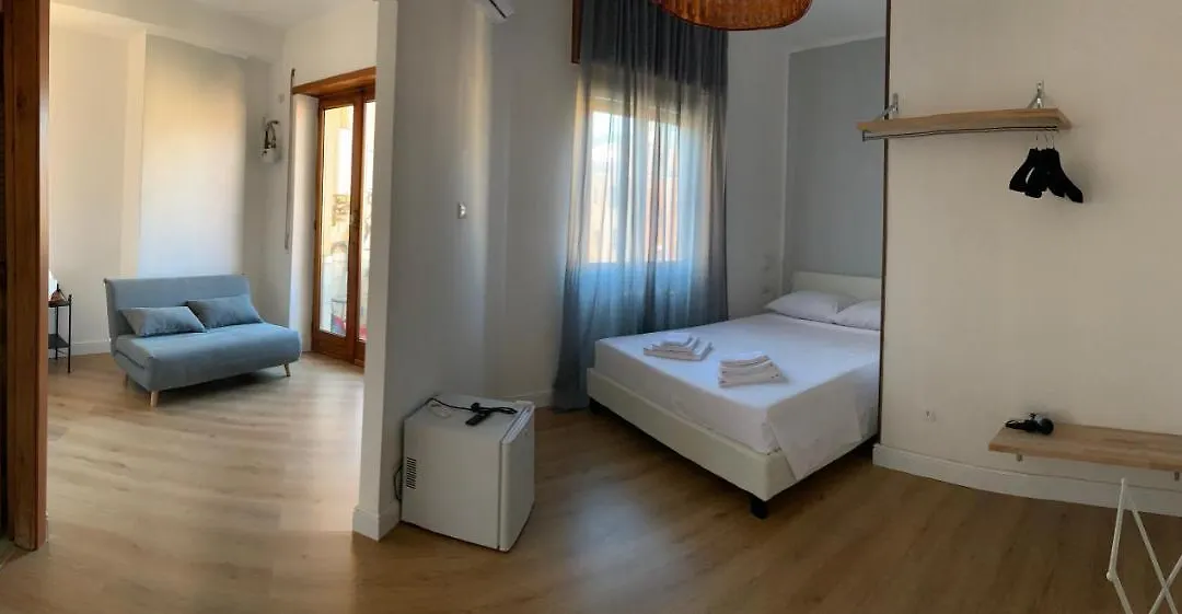 Rosso Charming Guest House Vaticano-1