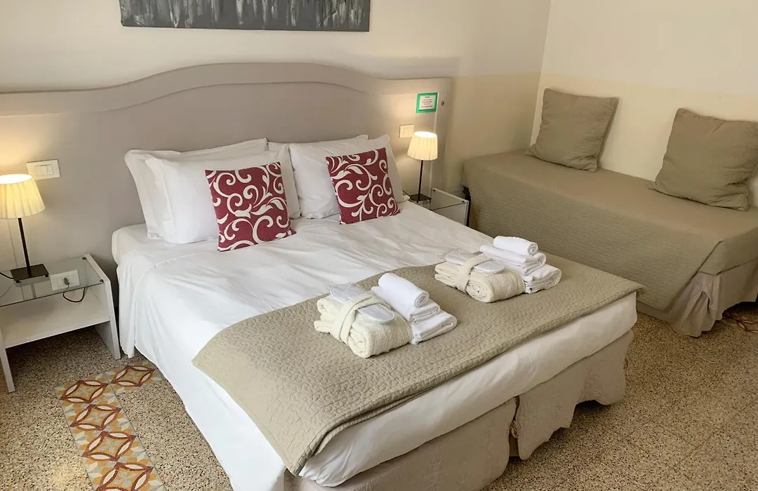 Biancorèroma B&B-1