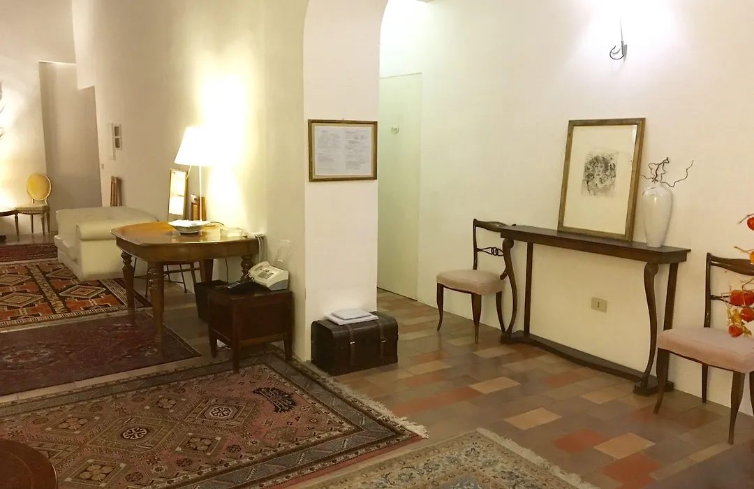 Vicolo del Lupo Guesthouse-1