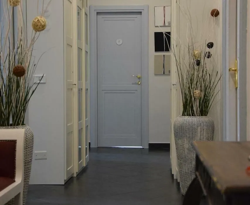 Little Rose Rooms-1