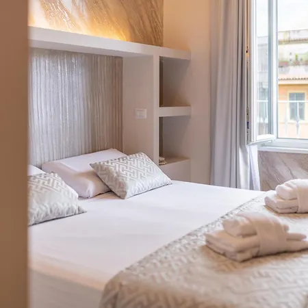 Top Floor Colosseo Guesthouse-3