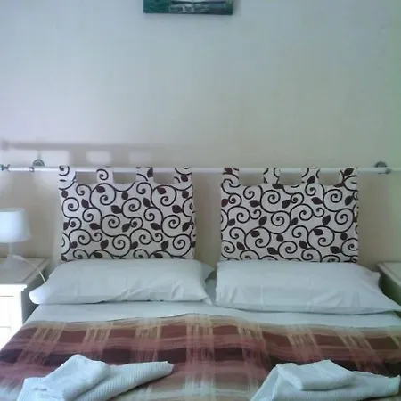 Roma Prince Inn accommodation-3