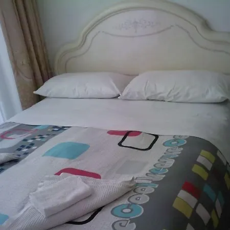 Roma Prince Inn accommodation-2