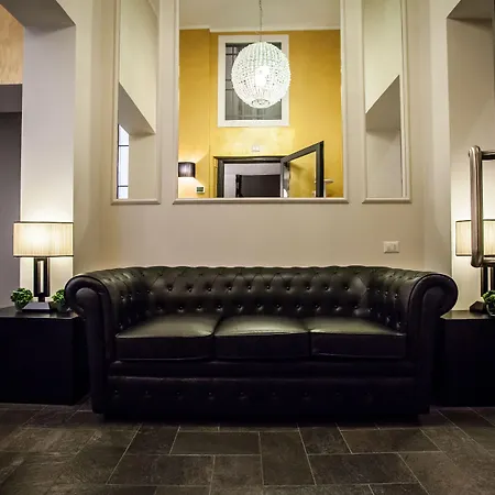 Chic&Town Luxury Rooms Piazza di Spagna-3
