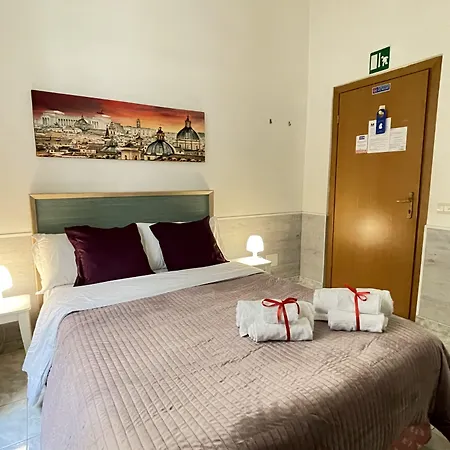 Roman Holidays Rooms Otranto-3