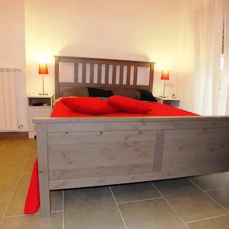 Romantic Holiday Rome B&B-2